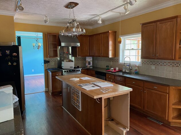 Image for Stately 2 Story, Acreage & Workshop Laurinburg, NC