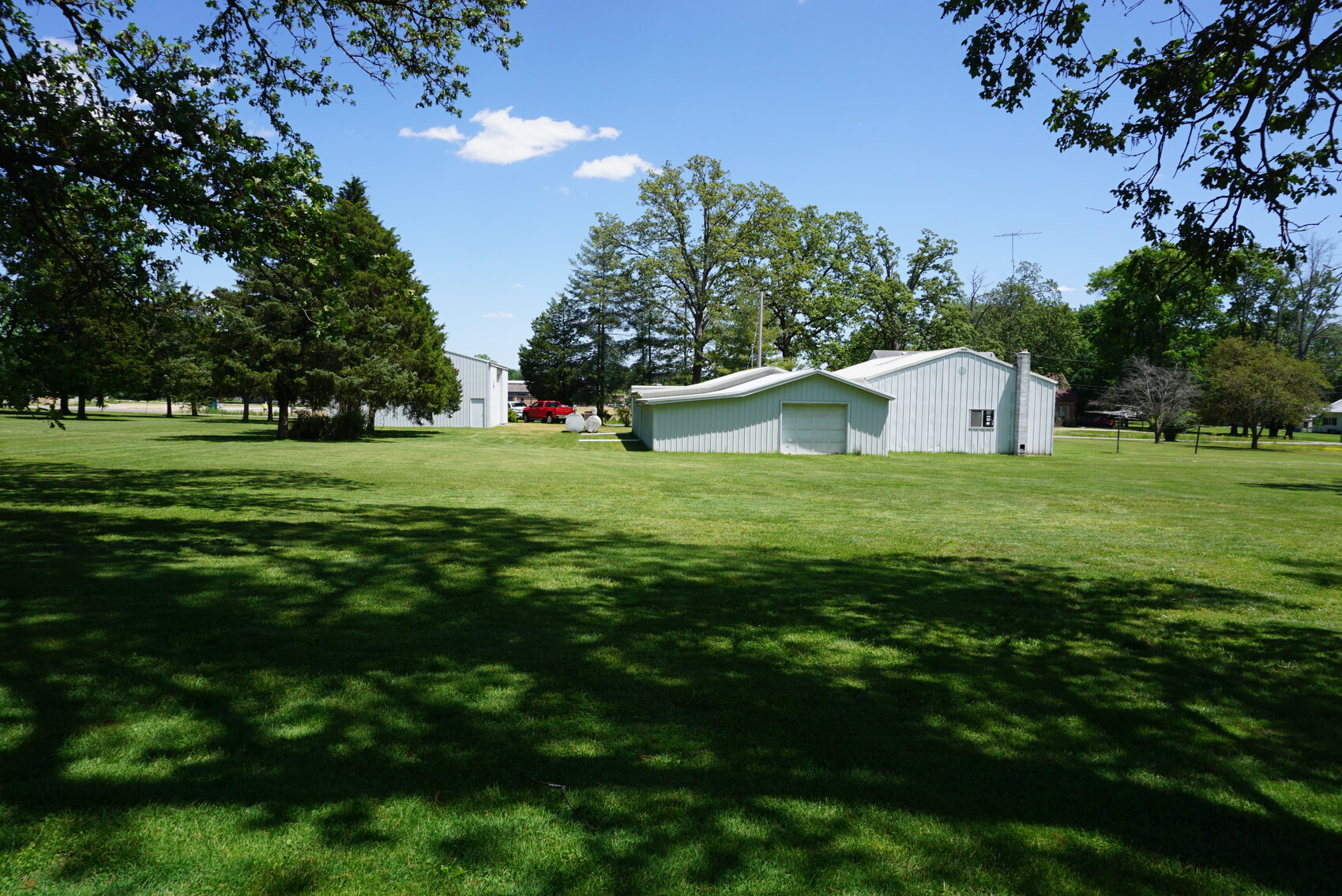 Image for ABSOLUTE LIVING ESTATE AUCTION 311 SOUTH ELM STREET BLUFORD, IL