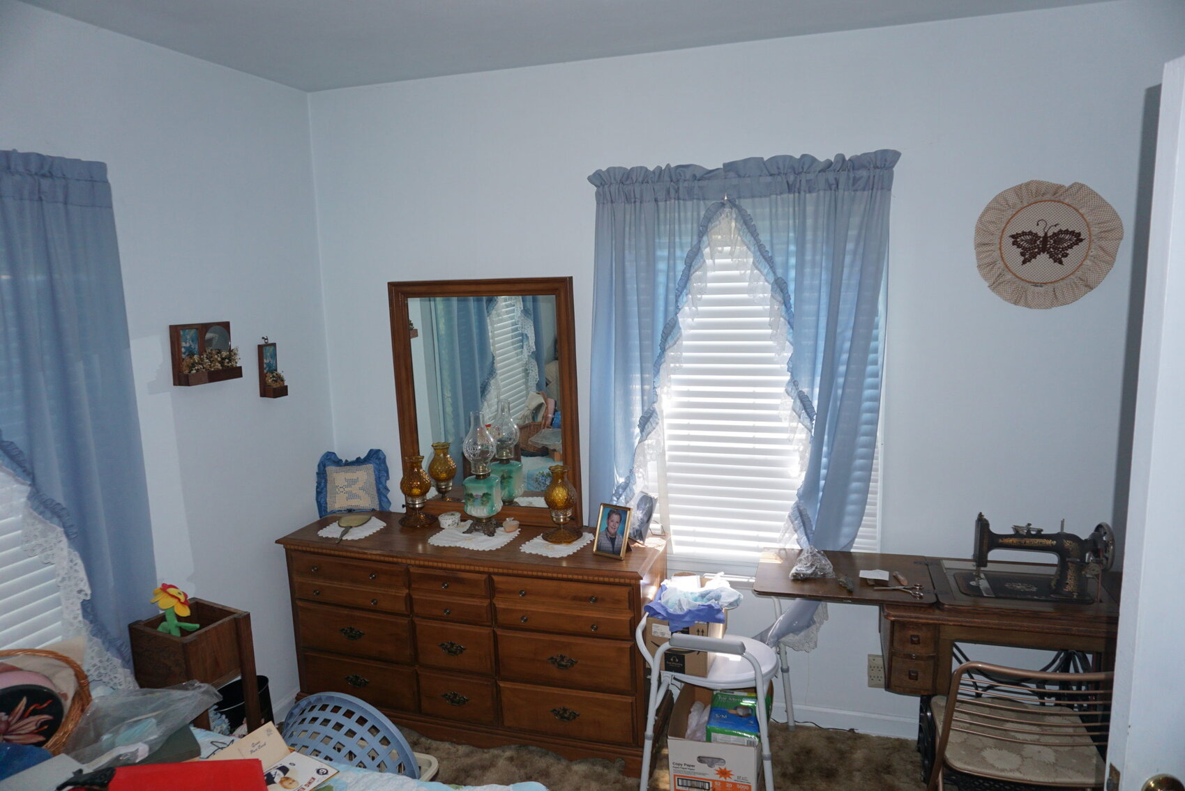 Image for ABSOLUTE LIVING ESTATE AUCTION 311 SOUTH ELM STREET BLUFORD, IL