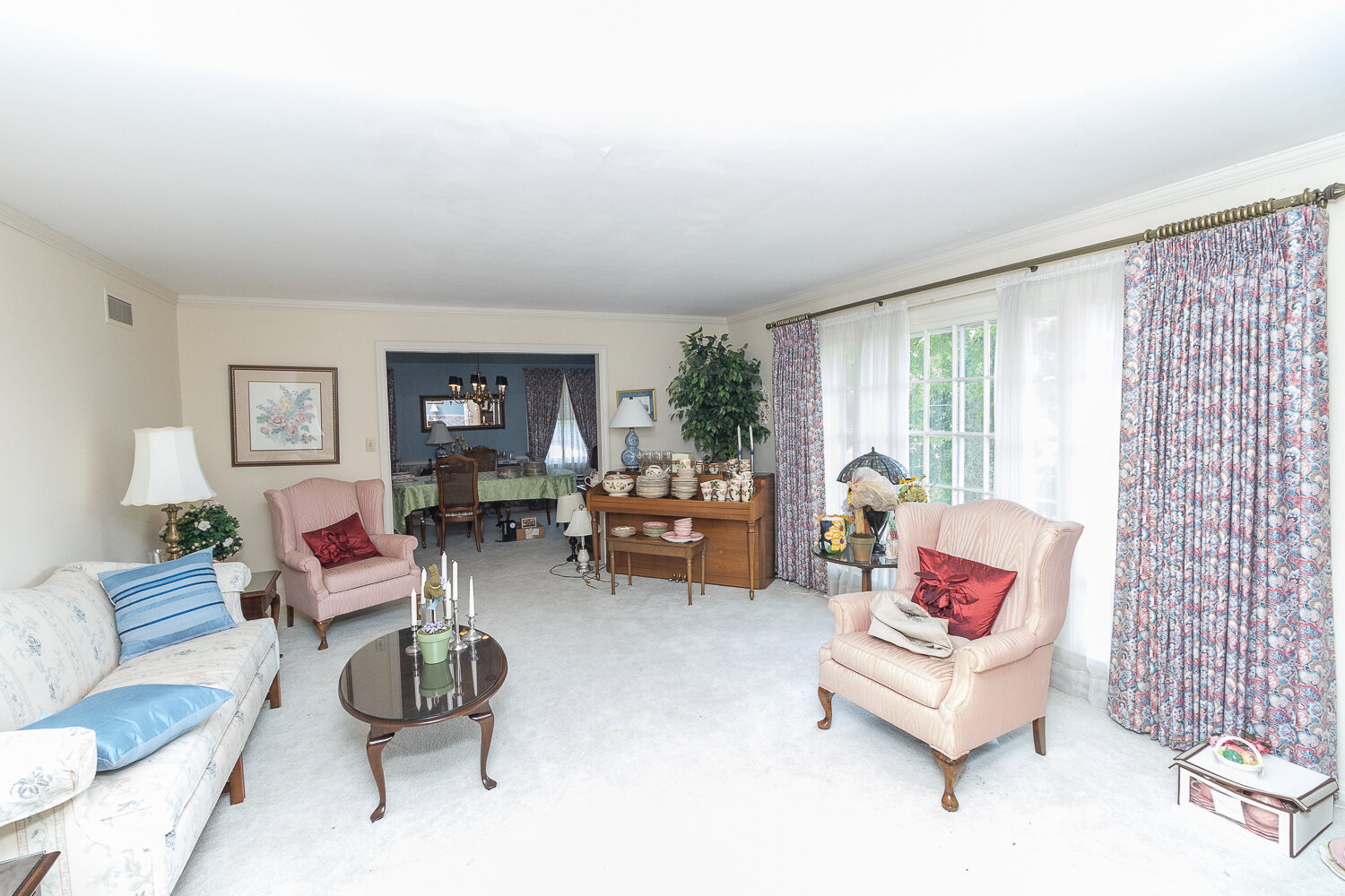 Image for SOLD $382,250 - Gorgeous 4 Bedroom Home on a Corner Lot in Suncrest