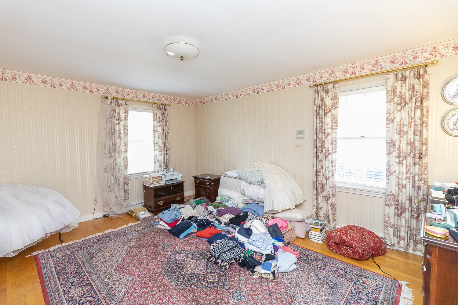 Image for SOLD $382,250 - Gorgeous 4 Bedroom Home on a Corner Lot in Suncrest