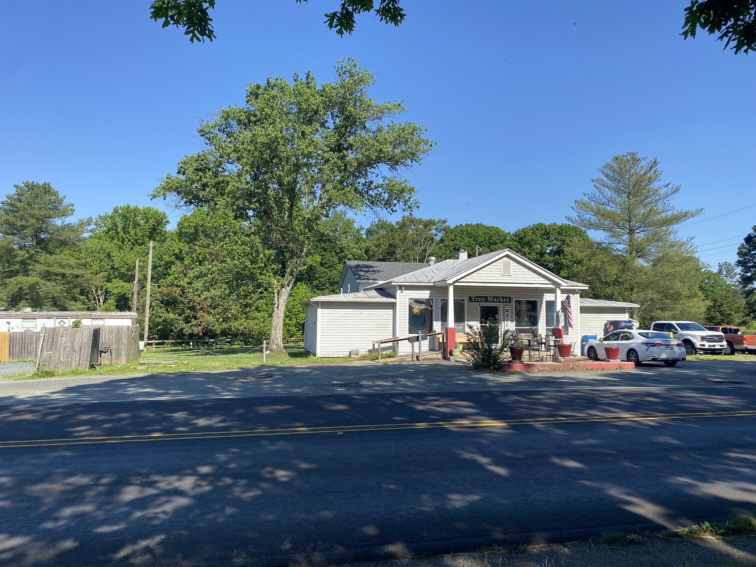 Image for Income Producing Commercial Opportunity - Excellent Exposure - High Traffic Counts - Zion Crossroads - 19321 James Madison Hwy. Troy VA