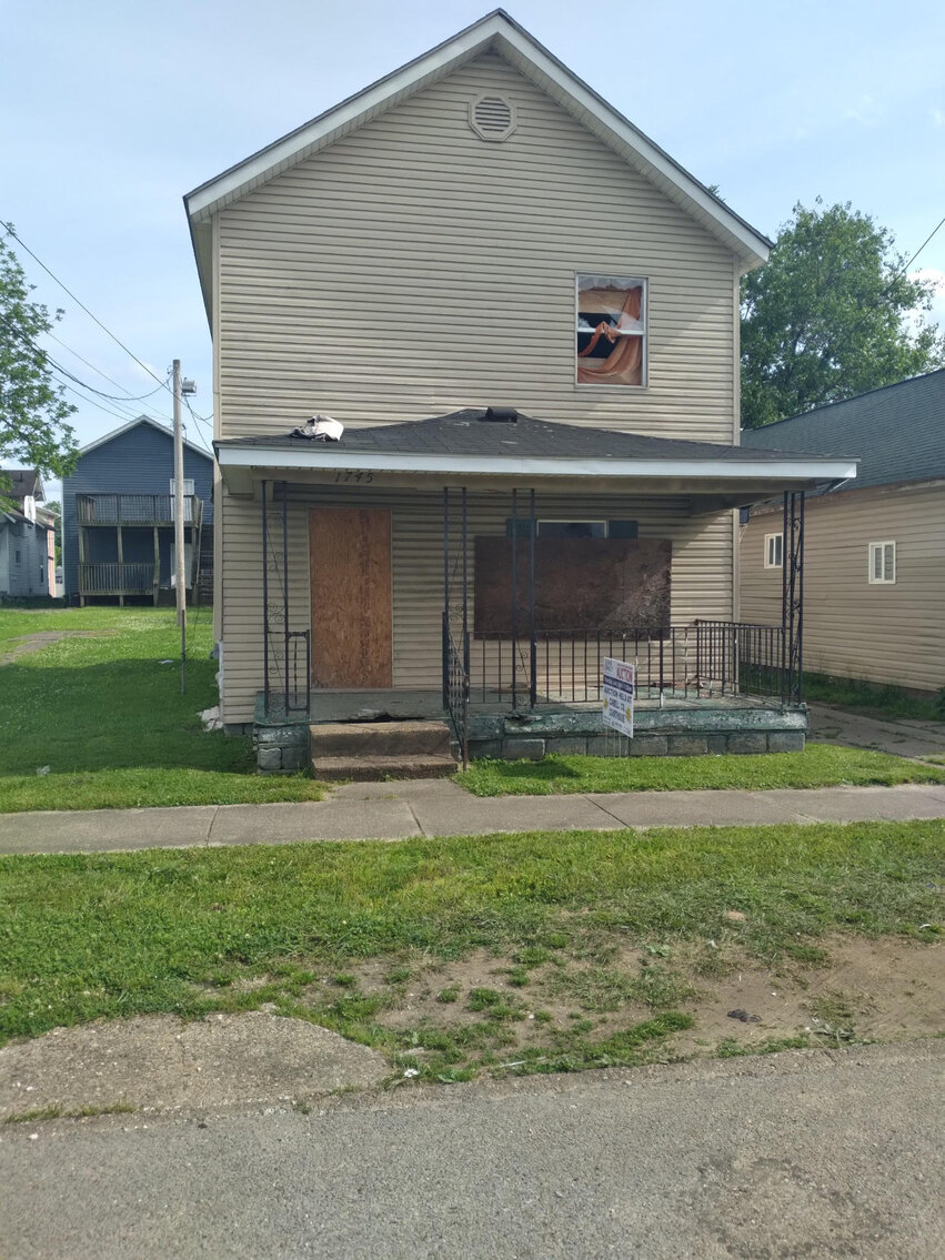 Image for SOLD - 11 Huntington Area Properties:  Bank-Ordered Sale