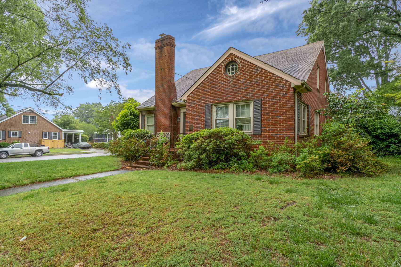 5 BR/2 BA Brick Home w/Detached in Merrimac ShoresHampton, VA