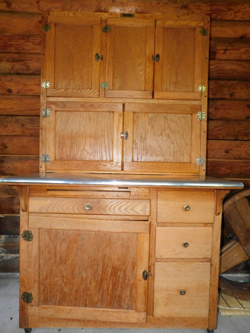 Kingwood, WV Online Estate Auction! Household Items, Furniture, Tools
