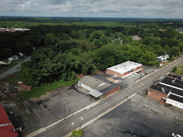Image for Commercial Building in Mocksville