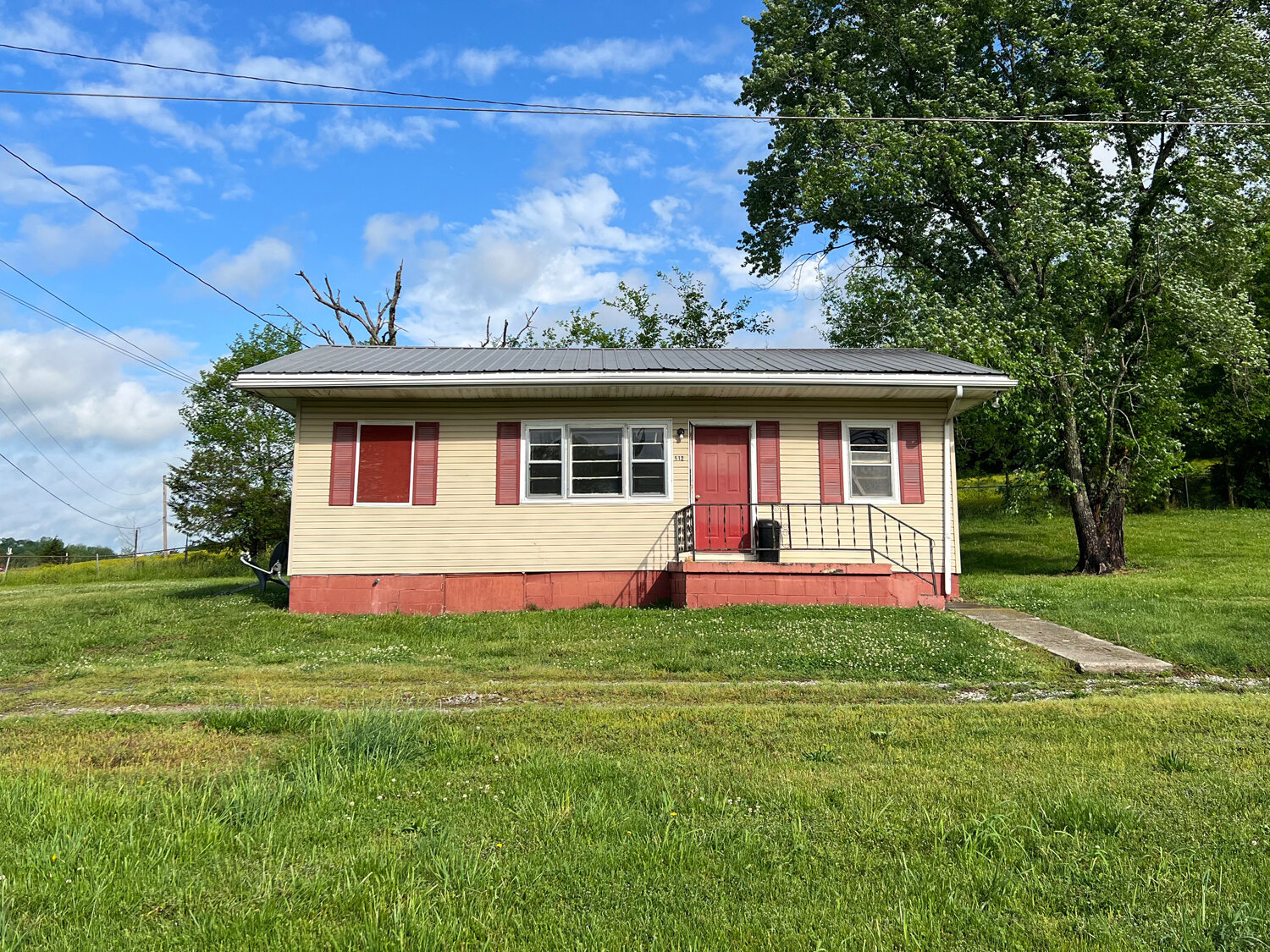 512 Sunny Slope Road, Woodbury