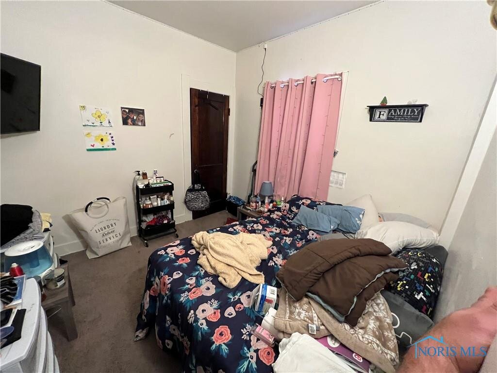 Image for MINIMUM BID AUCTION $25,000! 854 Geneva Ave