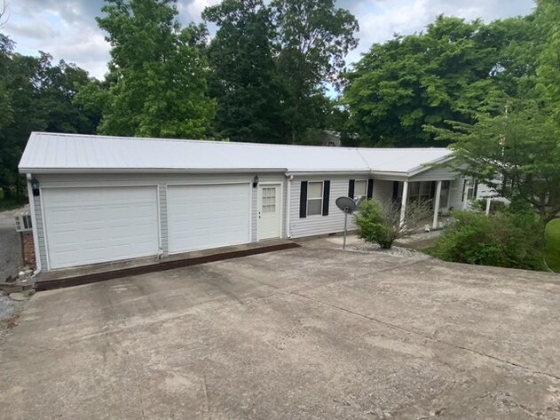 Image for ABSOLUTE LIVING ESTATE AUCTION 430 BEASLEY ROAD