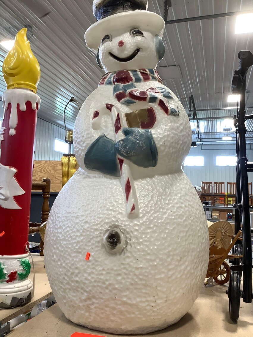 Image for Furniture, collectibles, household-New building North