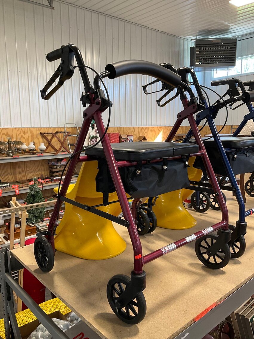 Image for Furniture, collectibles, household-New building North