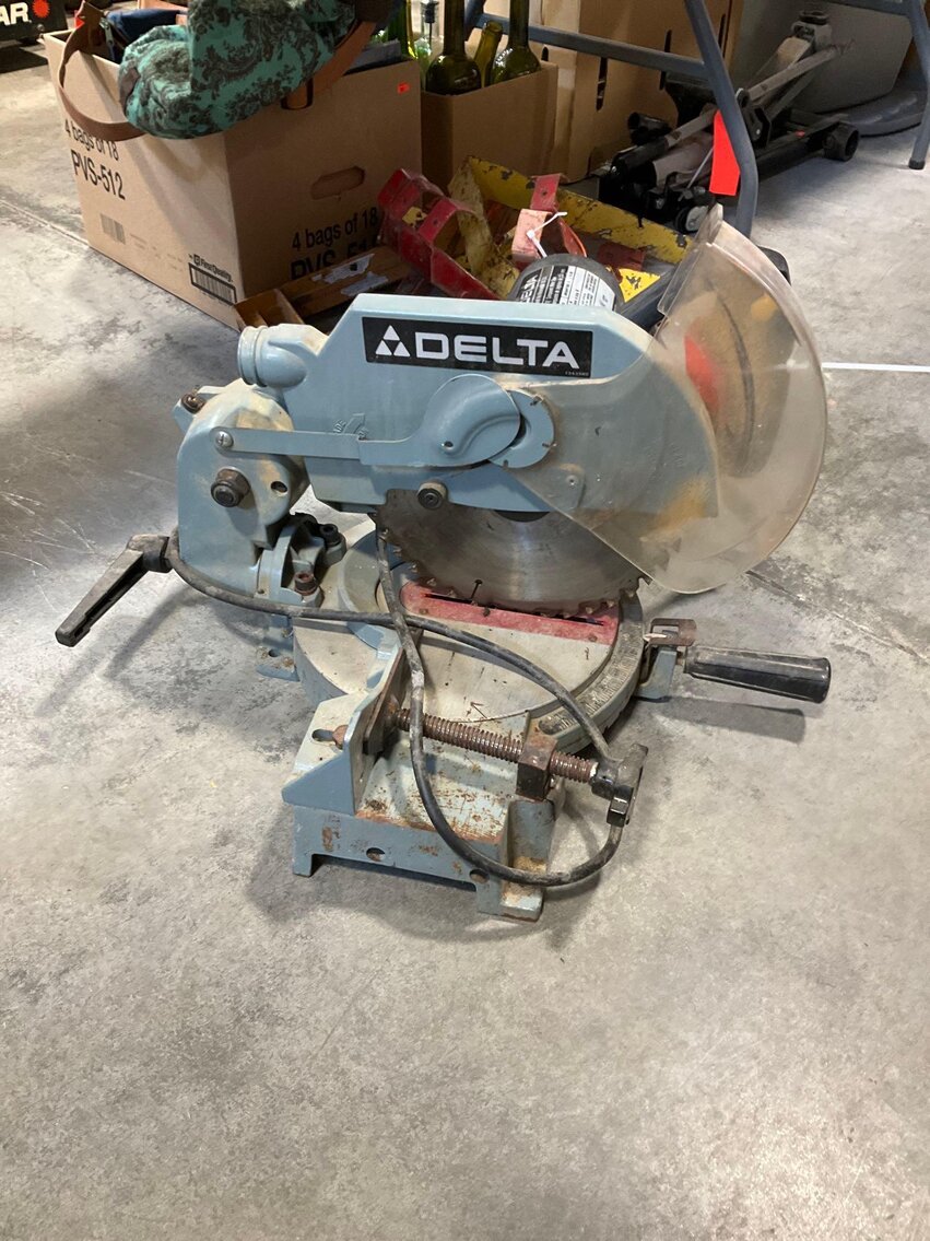 Image for Furniture, collectibles, household-New building North