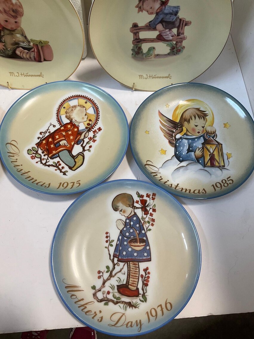 Image for Furniture, collectibles, household-New building North