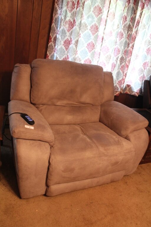 Image for 2005 Mazda 6, Household, Collectibles & More