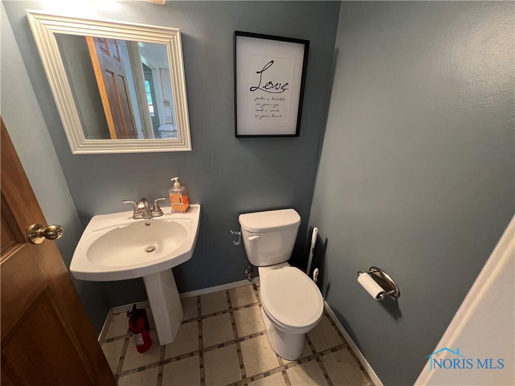 Image for MINIMUM BID AUCTION $209,000! 3856 Farmbrook Dr