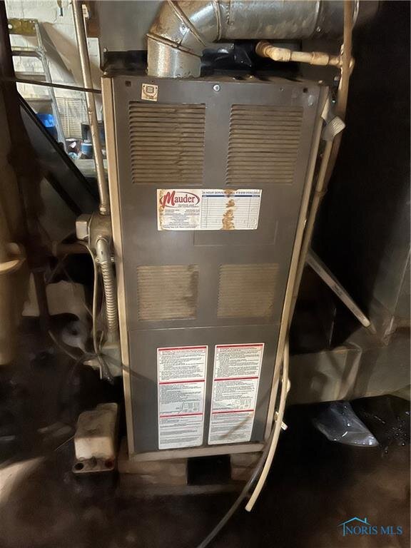 Image for MINIMUM BID AUCTION $35,000! 1479 Crestwood Rd