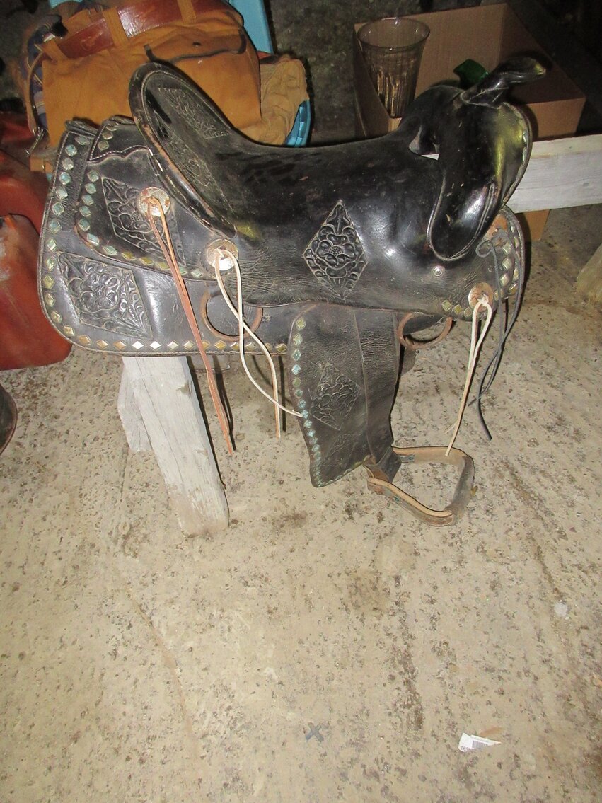 Image for Jane Lew, WV – Online Moving Auction: Glassware, China, Collectibles, Home Furnishings, and More!