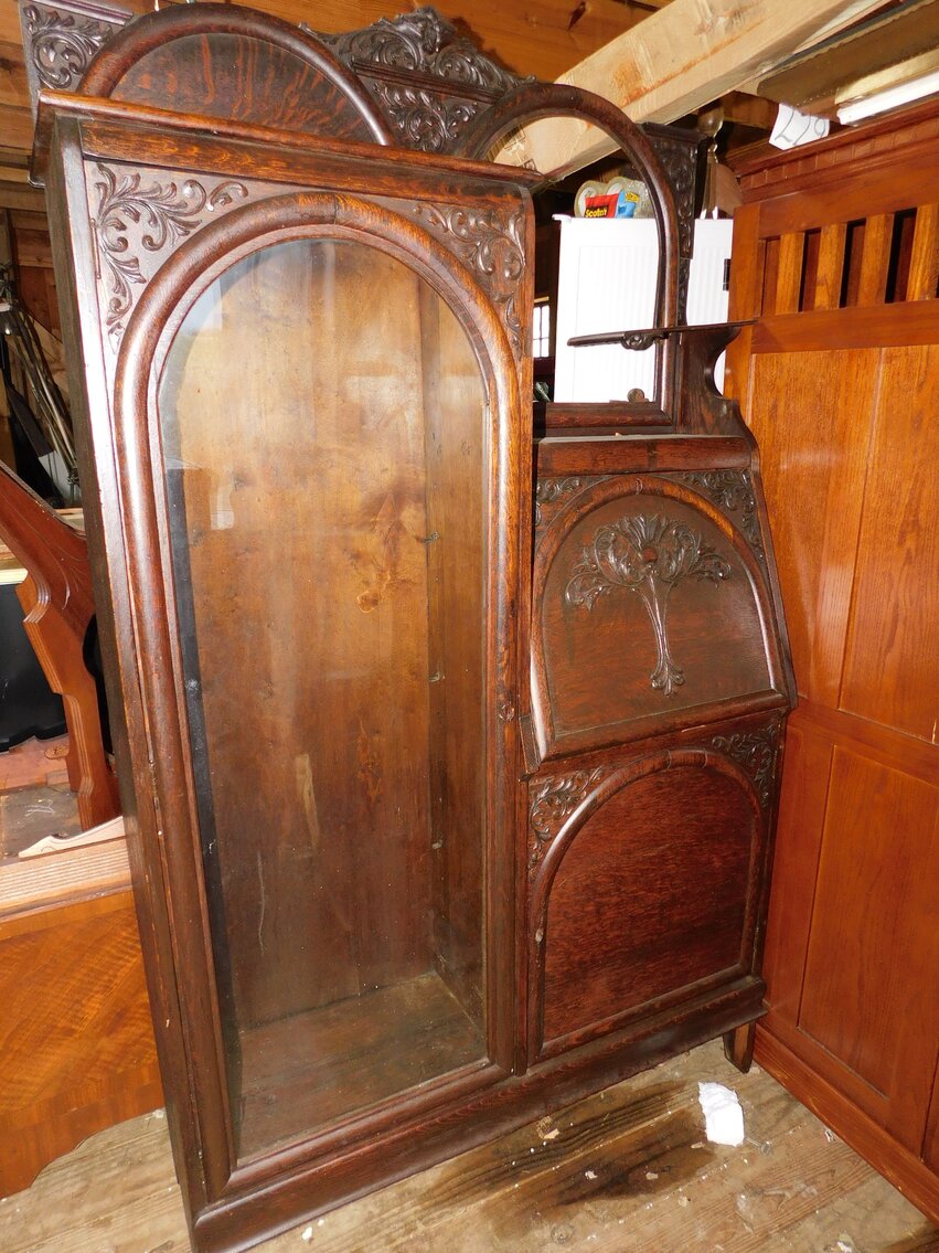 Image for Cameron, WV – Antiques, Collectibles, Furniture, Advertising, Glassware, Tools and more!