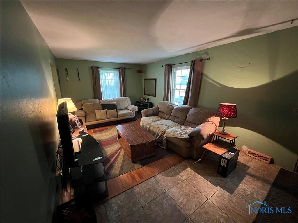 Image for MINIMUM BID AUCTION $99,000! 3240 Stafford Dr