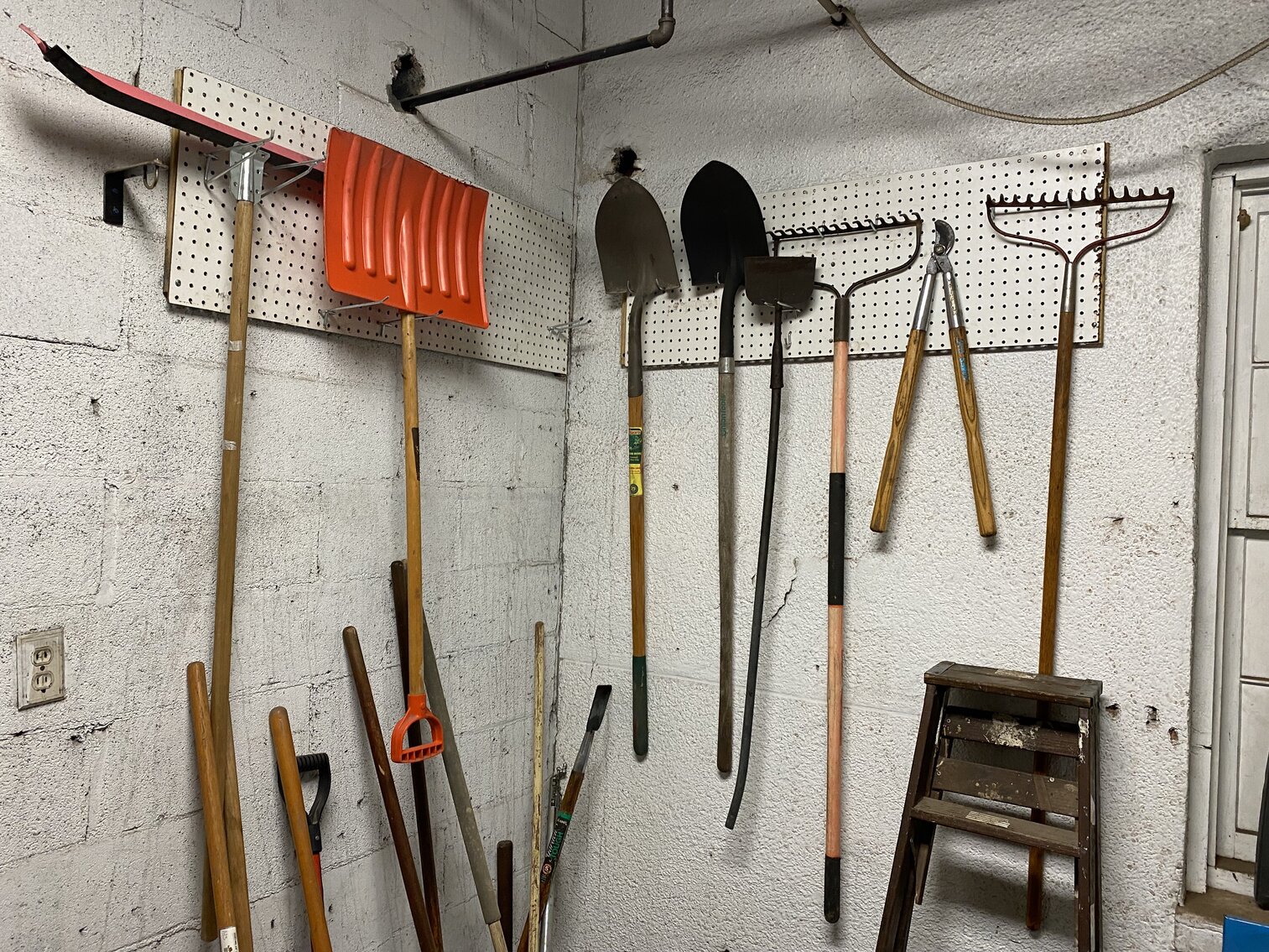 Image for Auto Mechanics Tools, Shop Tools, Auto Hardware & Fluids