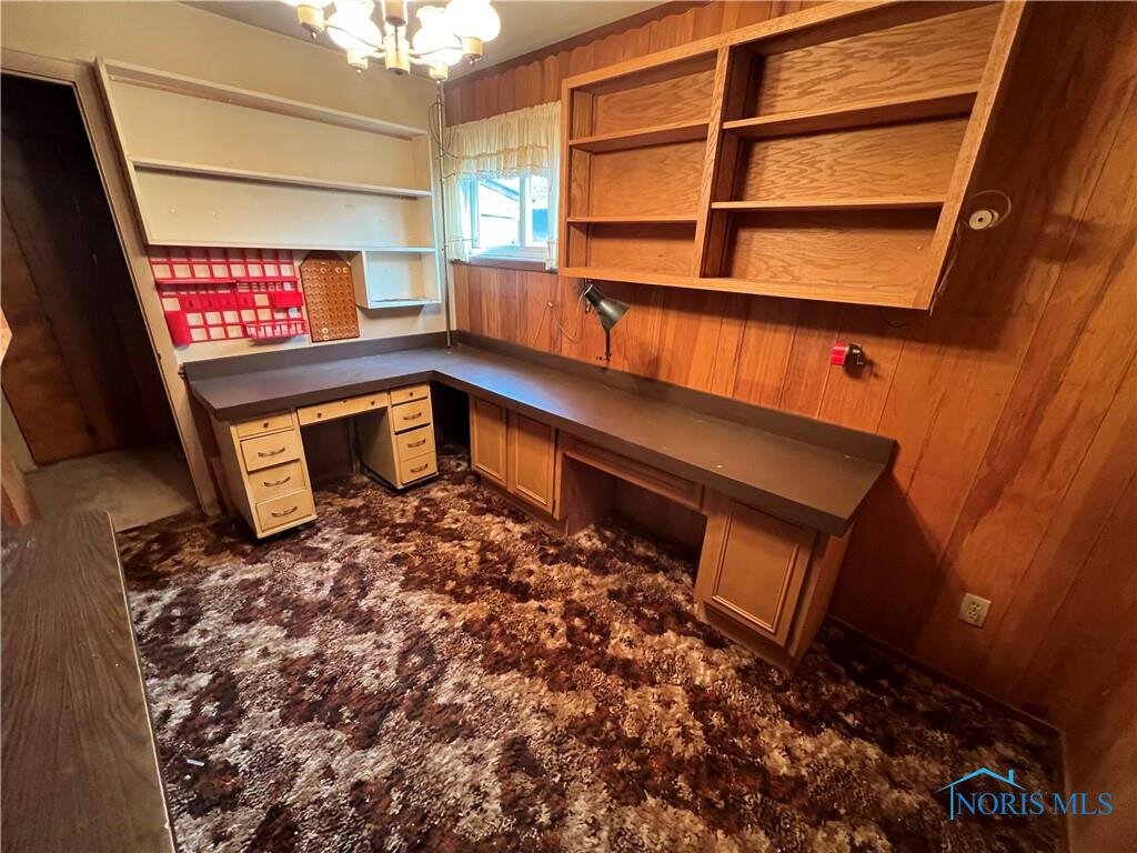 Image for MINIMUM BID AUCTION $50,000! 3069 Elmview