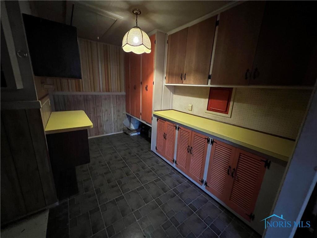 Image for MINIMUM BID AUCTION $50,000! 3069 Elmview