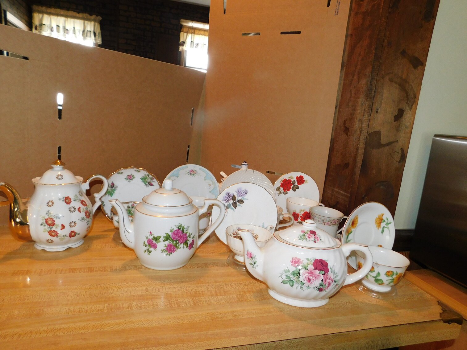 Image for Apollo, PA – Online Estate Auction: Estate of Edward P. & Ruth Fitzgerald, Furniture, Collectibles, Appliances, and more!