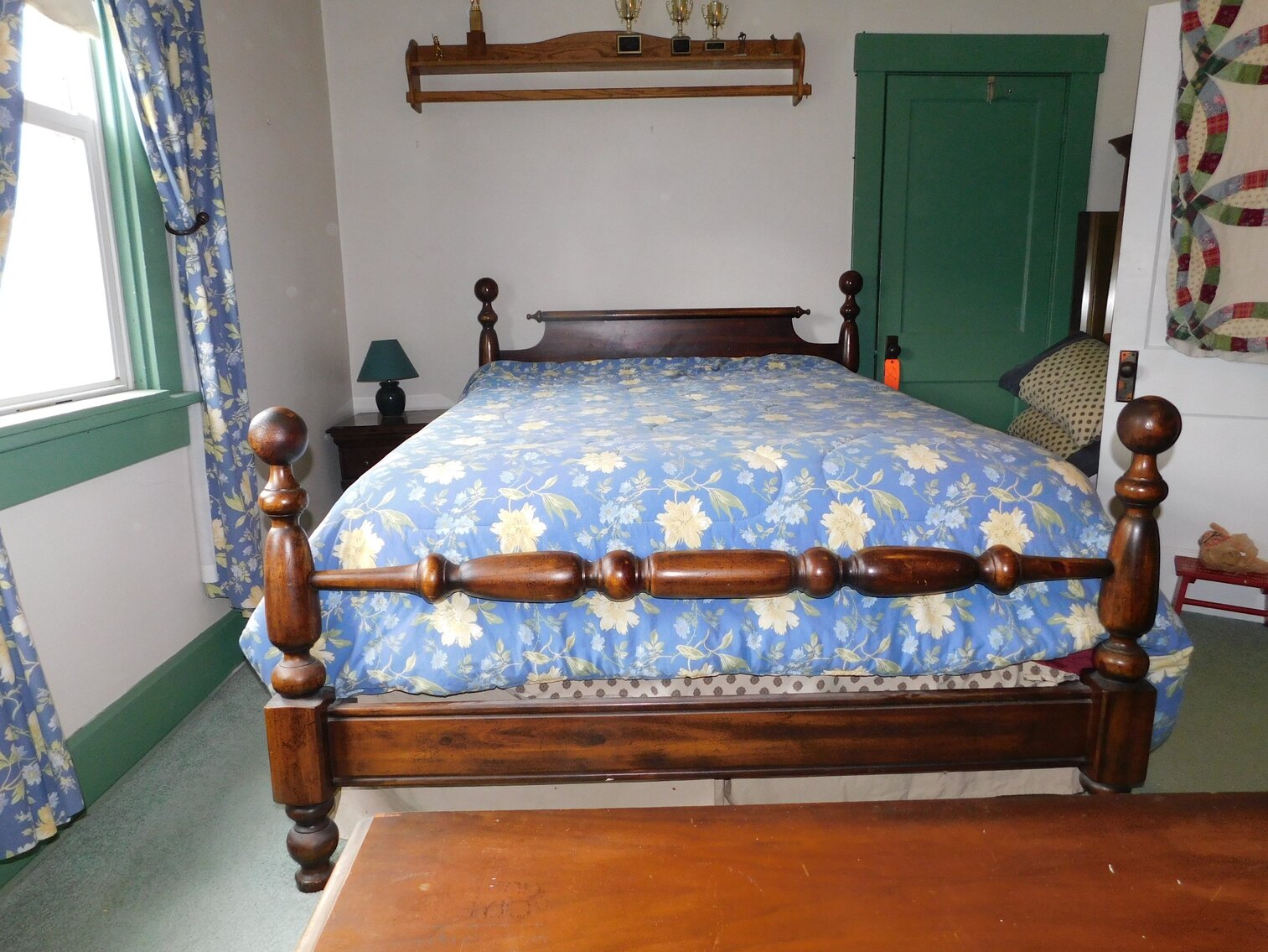 Image for Apollo, PA – Online Estate Auction: Estate of Edward P. & Ruth Fitzgerald, Furniture, Collectibles, Appliances, and more!