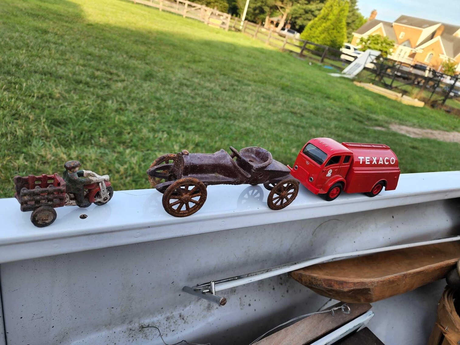 Image for The Upshaw Estate Live Auction