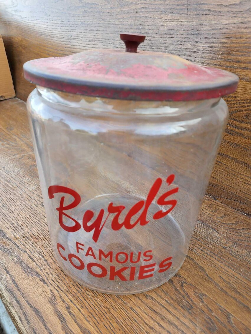 Image for The Upshaw Estate Live Auction