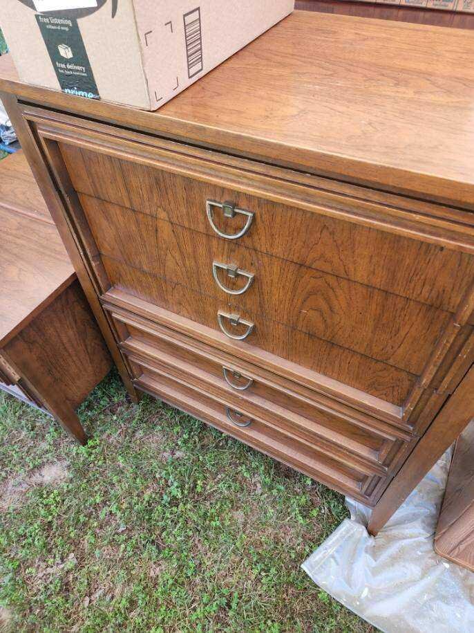 Image for The Upshaw Estate Live Auction