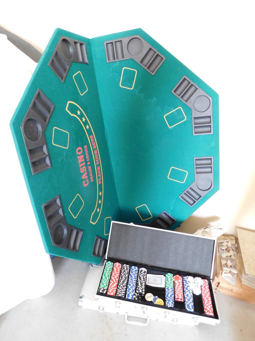 Image for Morgantown, WV – Moving Auction: Quality Furniture, Large Appliances, Décor, Outdoor Items, and more!