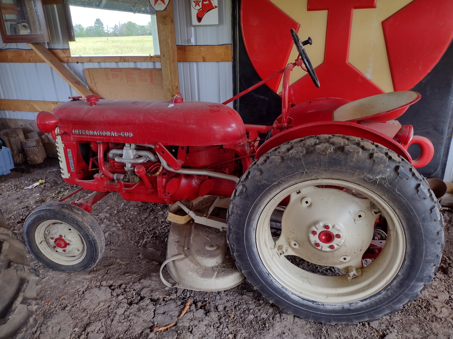 Plane, Tractors, Tool Auction photo 8