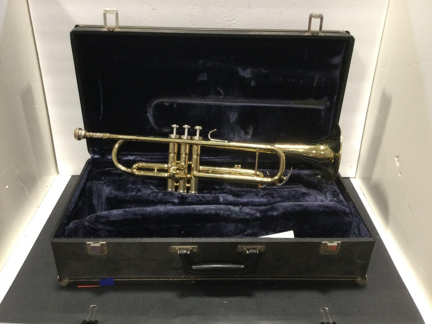 Image for Furniture, collectibles, household-New building south