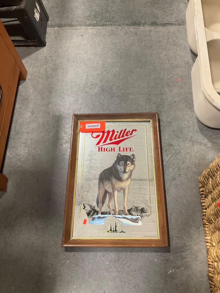 Image for Furniture, collectibles, household-New building south