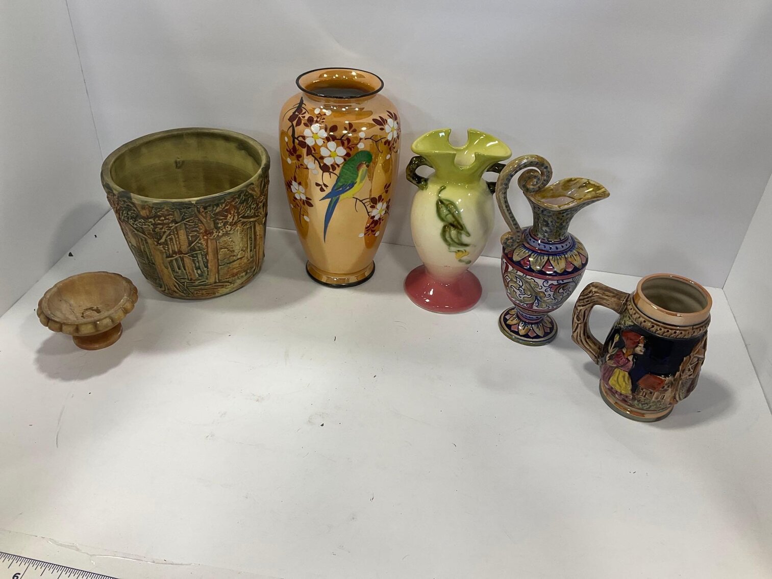 Image for Furniture, collectibles, household-New building south