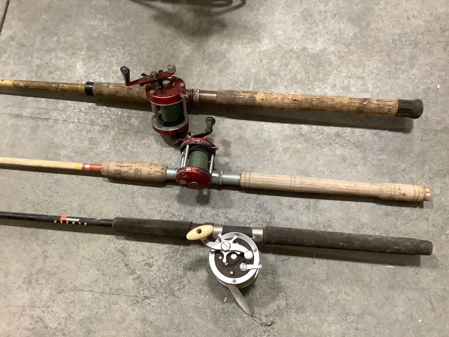 Image for Furniture, collectibles, household-New building south