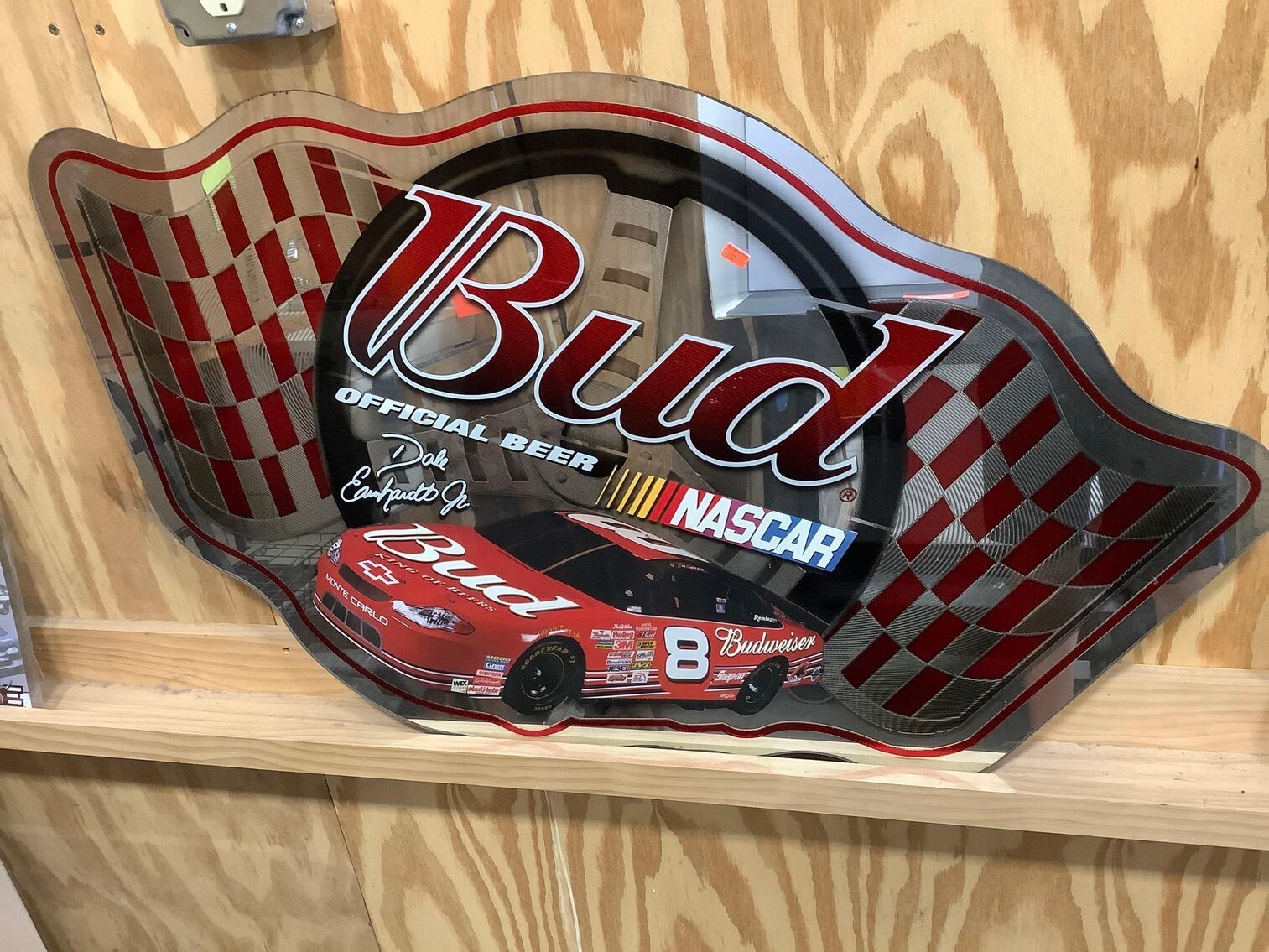 Image for Furniture, collectibles, household-New building south