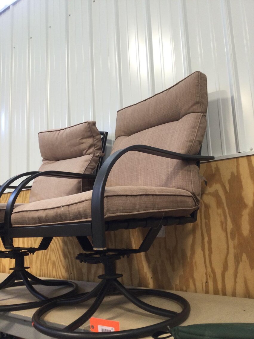 Image for Furniture, collectibles, household-New building south