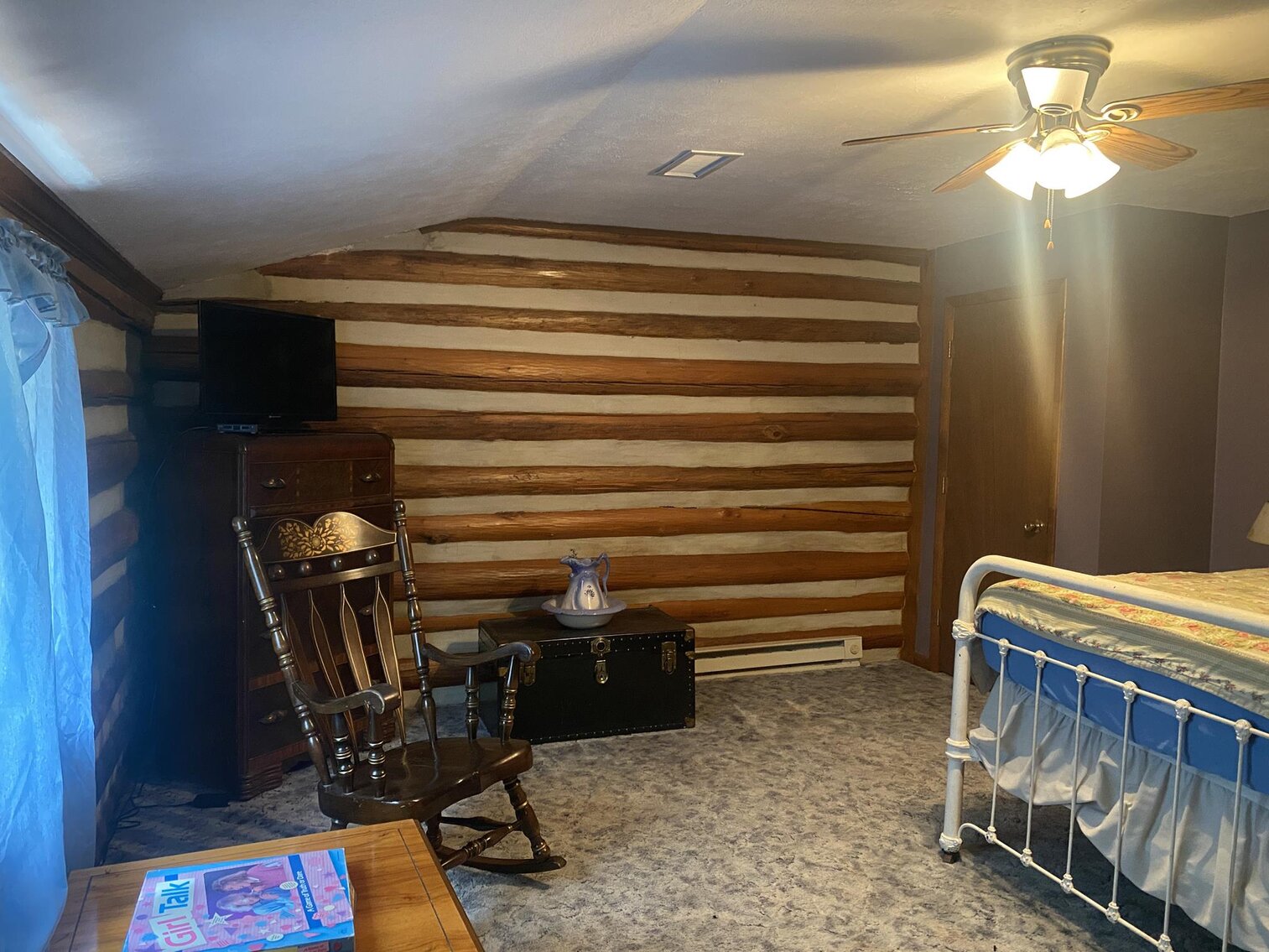 SOLD 115,500 4 Bedroom Log Home Overlooking the New River