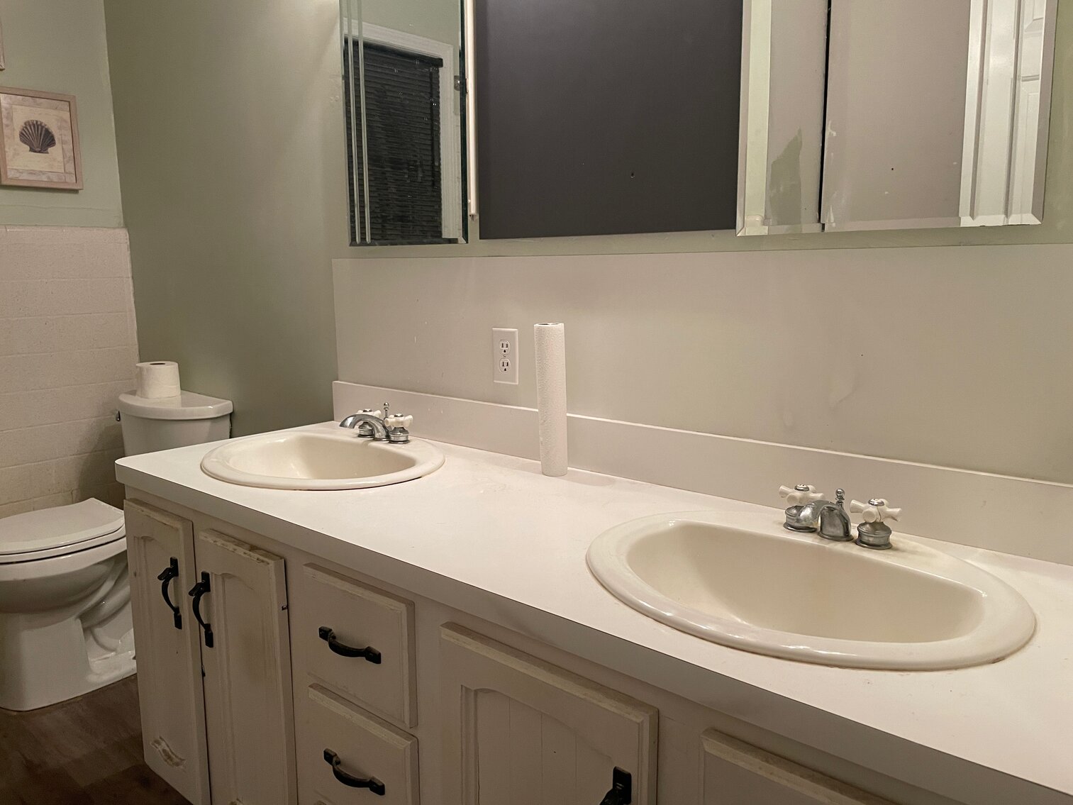 Rockwell One Level on Basement Selling ABSOLUTE