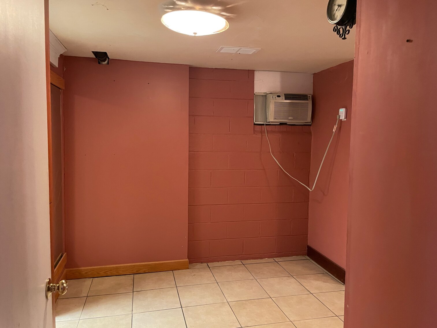Rockwell One Level on Basement Selling ABSOLUTE