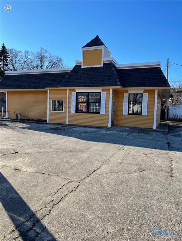 Image for MINIMUM BID AUCTION $29,000! 3407 Stickney Ave