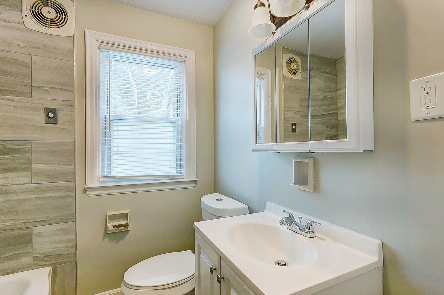 Image for 76 S POWELL 43204