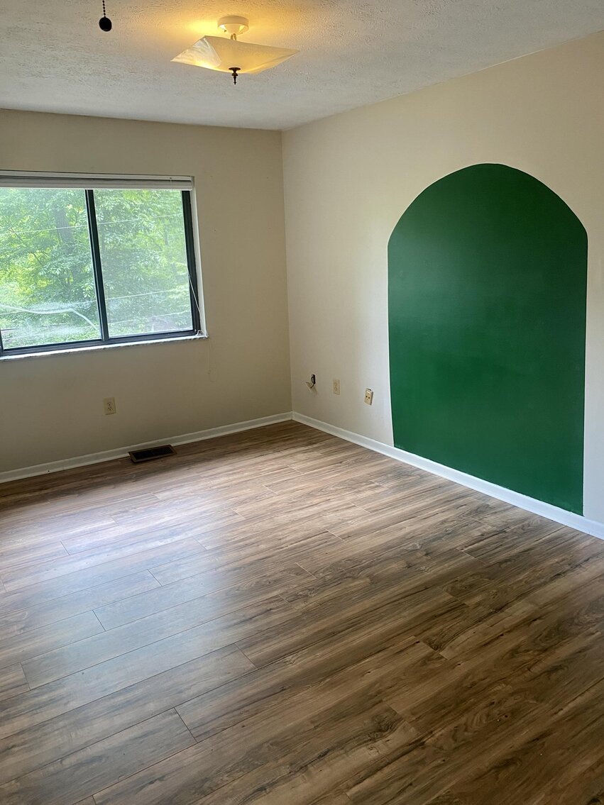 SOLD 69,300 3 Bedroom Townhome in Pea Ridge Area