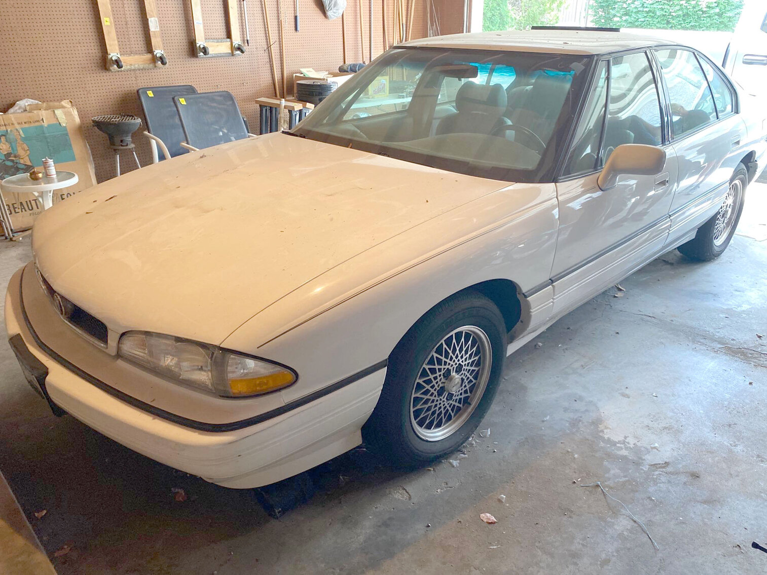 Image for Vehicle, Tools, Furniture, Paintings, Home Decor, Jewelry, Coins, Appliances, Kitchen Items (Woodhall)