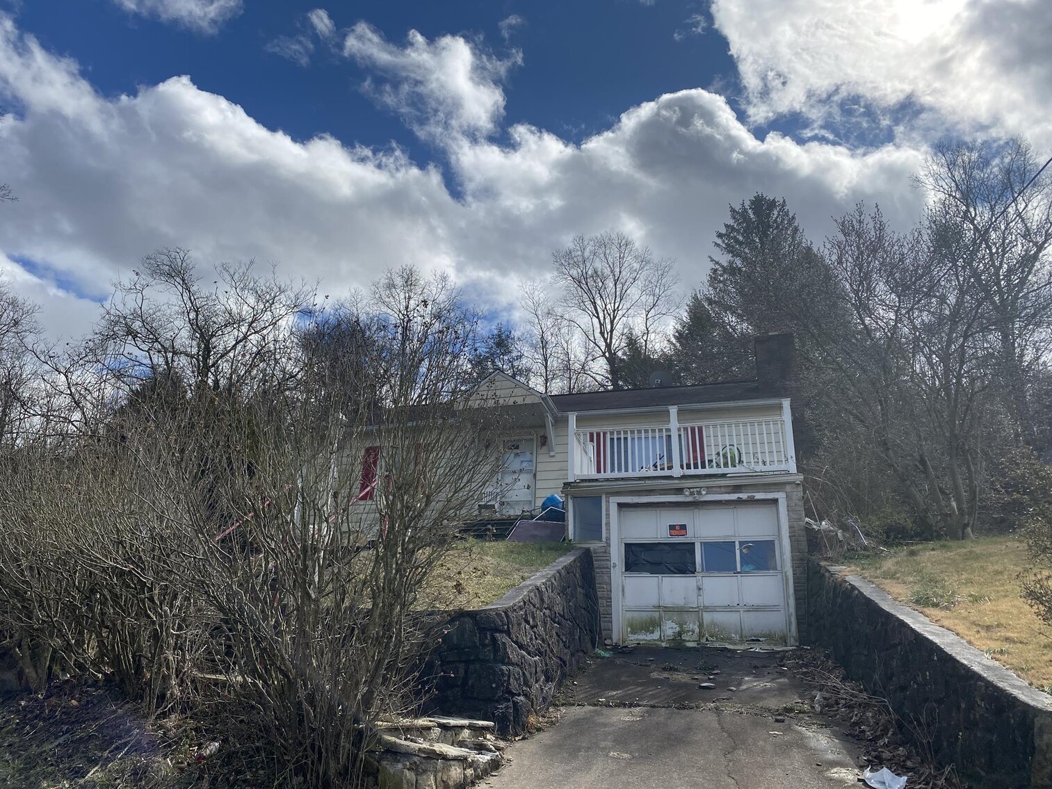 SOLD 3 Bedroom Home in Elkview