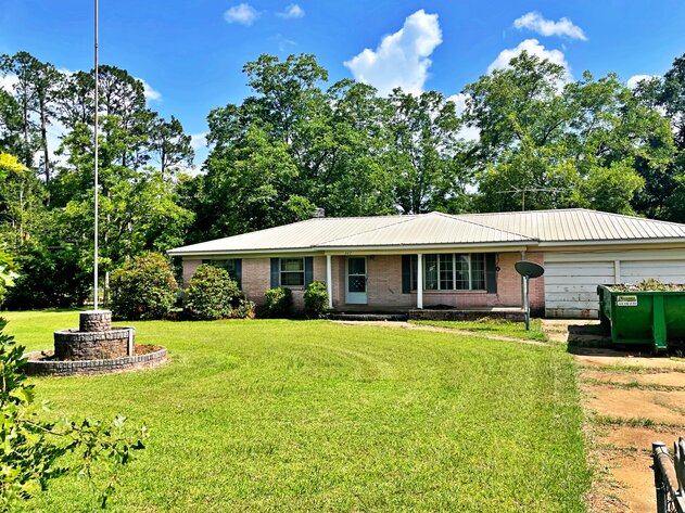 Image for Estate Ranch Home in George County Mississippi