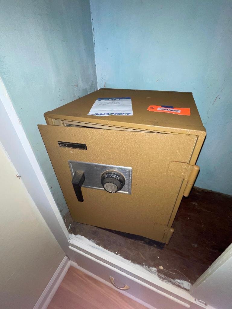 Image for Tractors, tools, furniture, collectibles-Creekview Rd