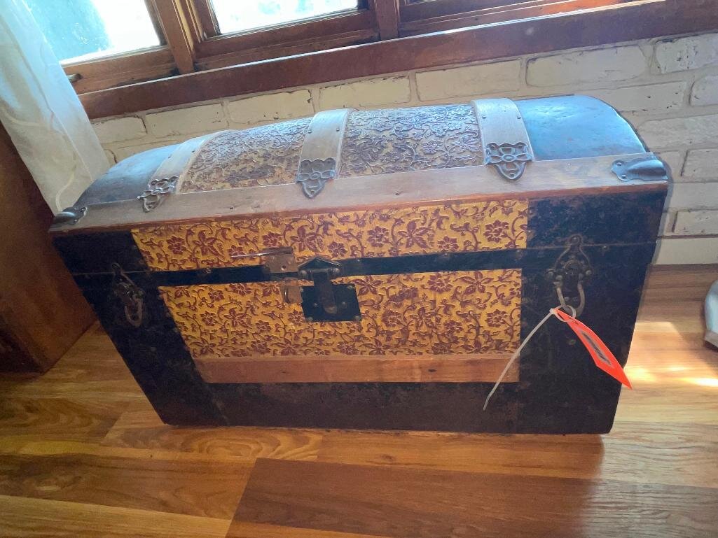 Image for Tractors, tools, furniture, collectibles-Creekview Rd